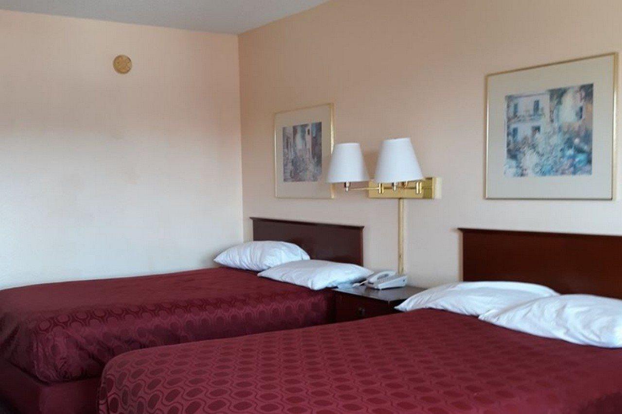 Americas Best Value Inn สต็อกบริดจ์ ภายนอก รูปภาพ
