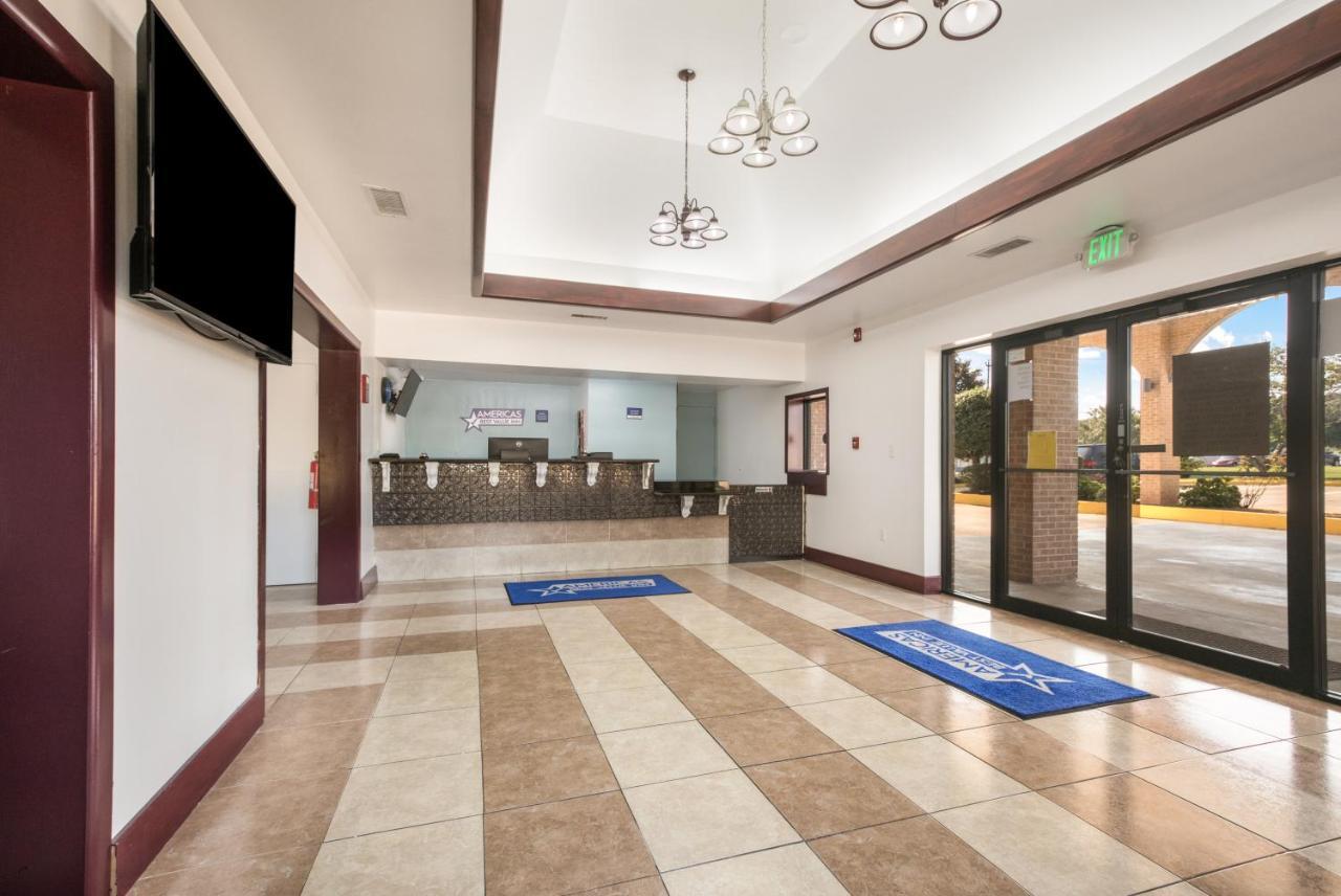 Americas Best Value Inn สต็อกบริดจ์ ภายนอก รูปภาพ